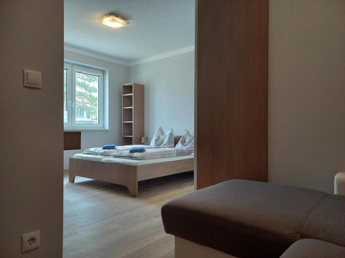 Privatzimmer An Der Bueffelweide กมึนด์ ภายนอก รูปภาพ